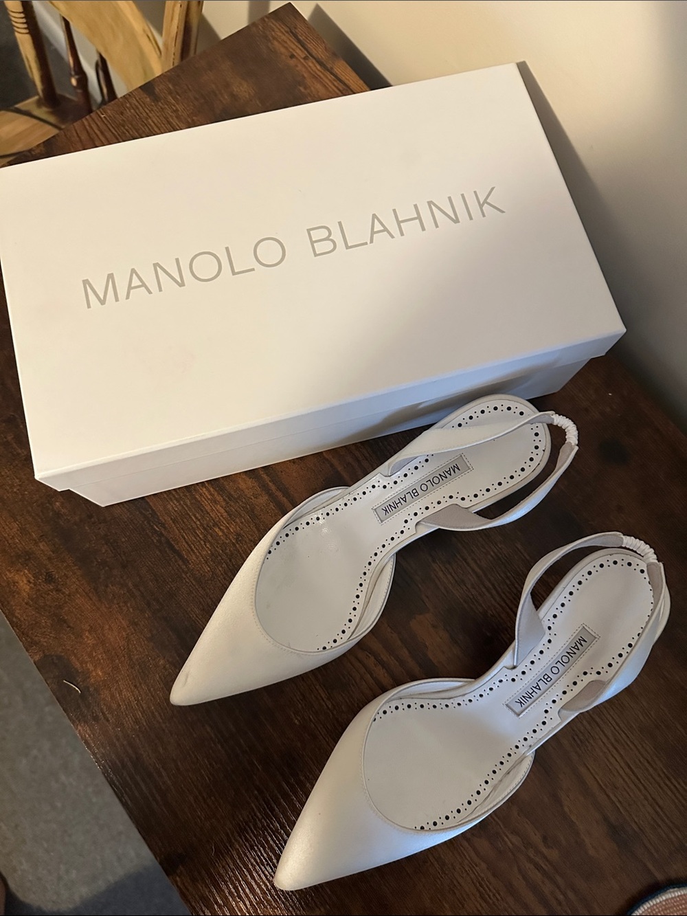 Manolo Blahnik Carolyne bridal satin White Pointed Toe Slingback Heels